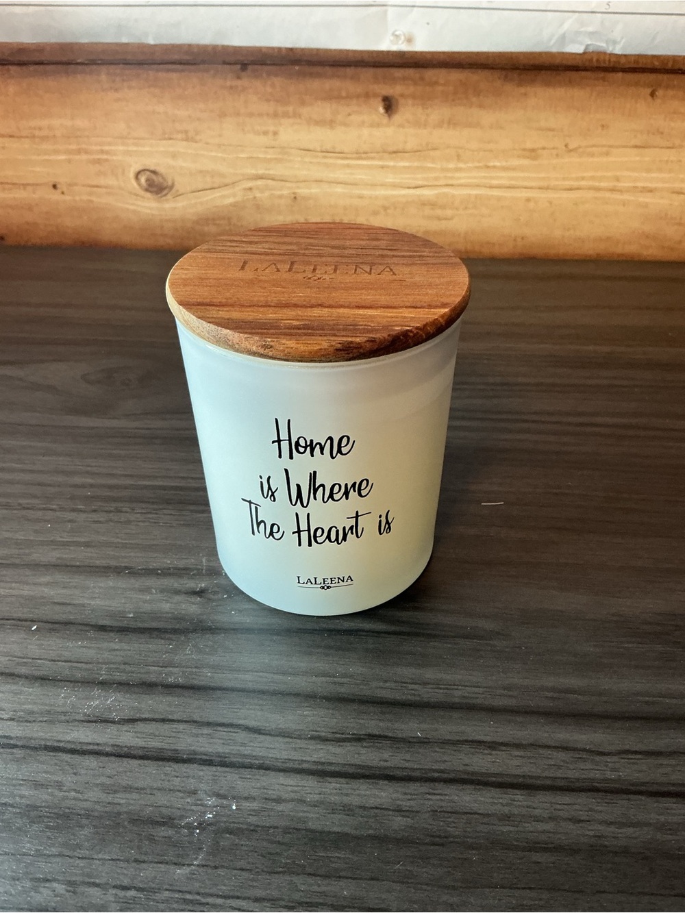 LaLeena "Home is Where The Heart is" White Ocean Breeze Scented Pillar Candle - Picture 6 of 10